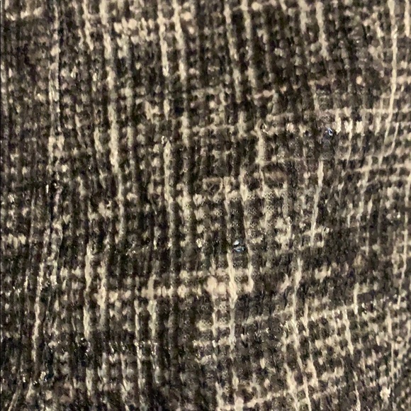 Grey top - Picture 2 of 2